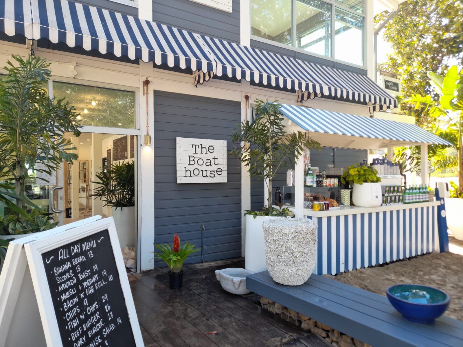 Balmoral Beach Restaurant in Balmoral